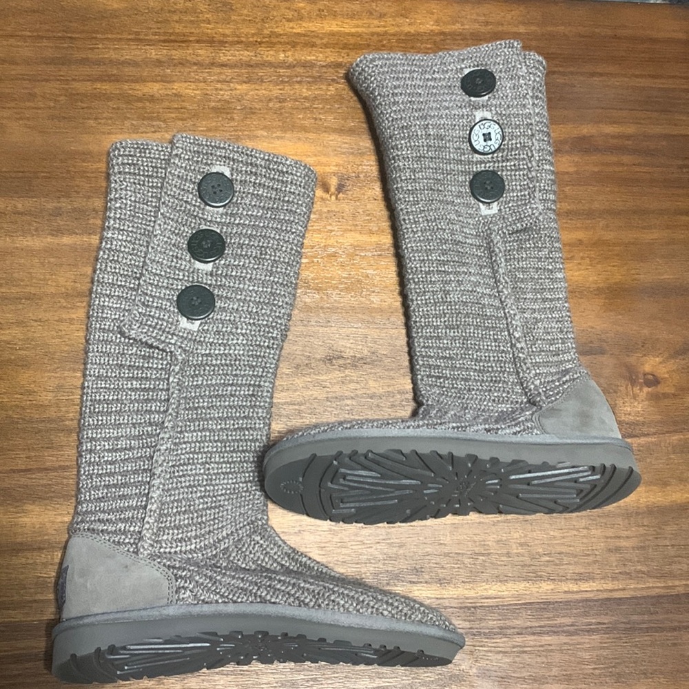 Grey Knitted UGG Boots, Women Size 9